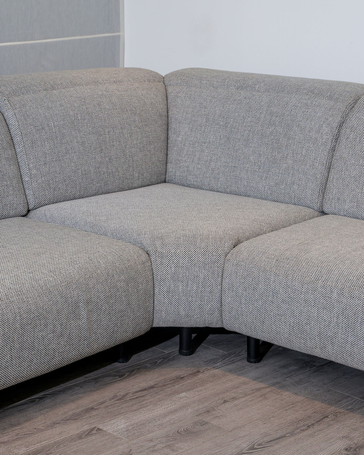 Alto Recliner Sectional
