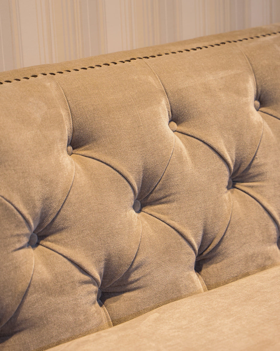 Ellison Chesterfield